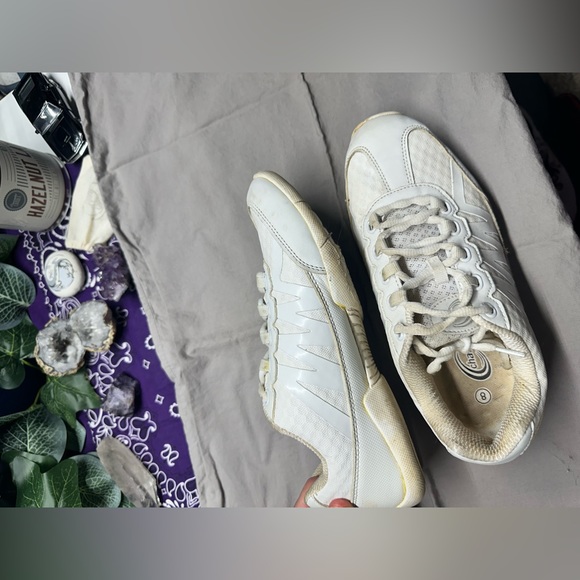 Cheer shoes size 8 - Picture 3 of 5